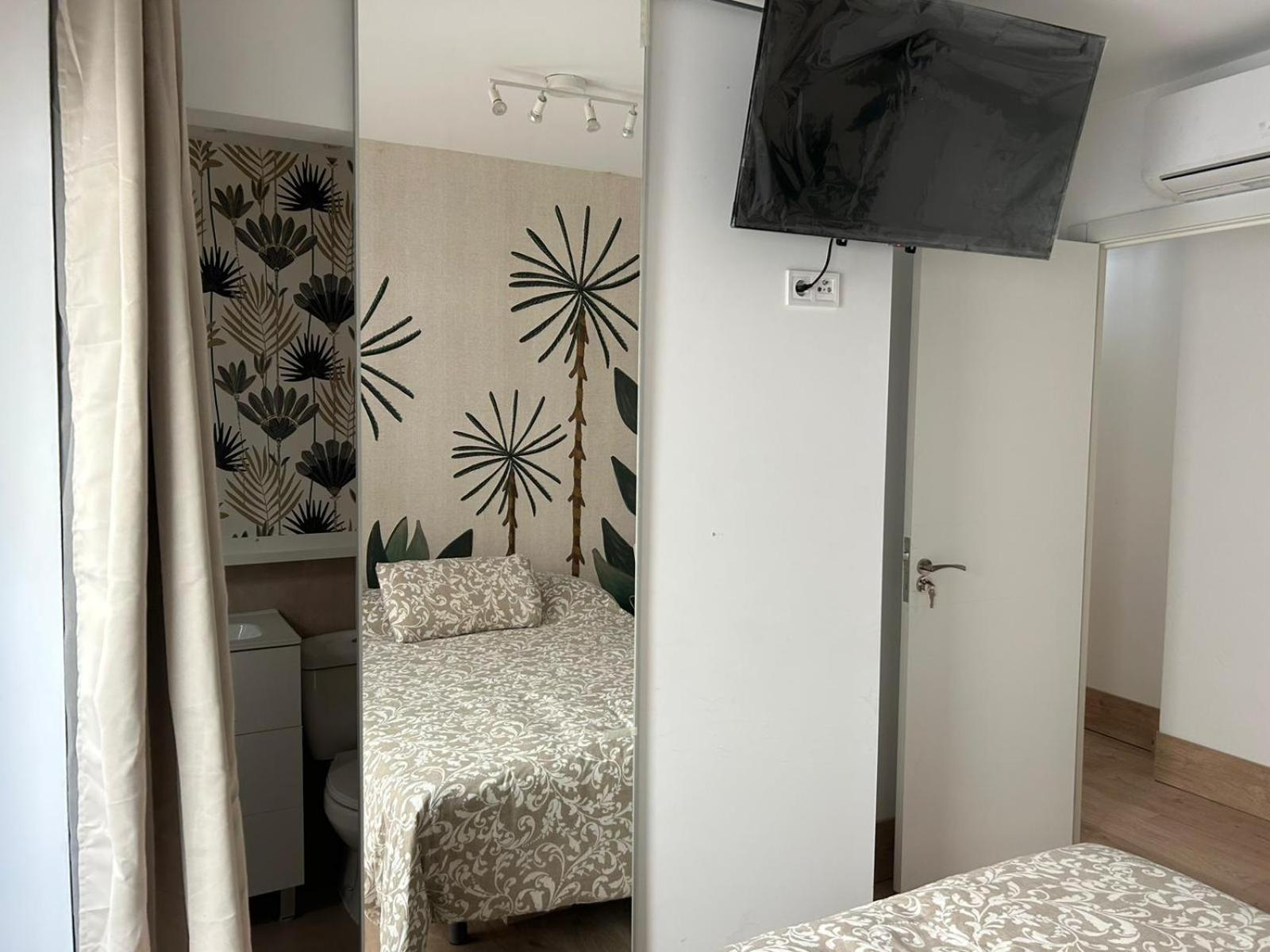 מאלגה La Maison Del Mar Guest House מראה חיצוני תמונה