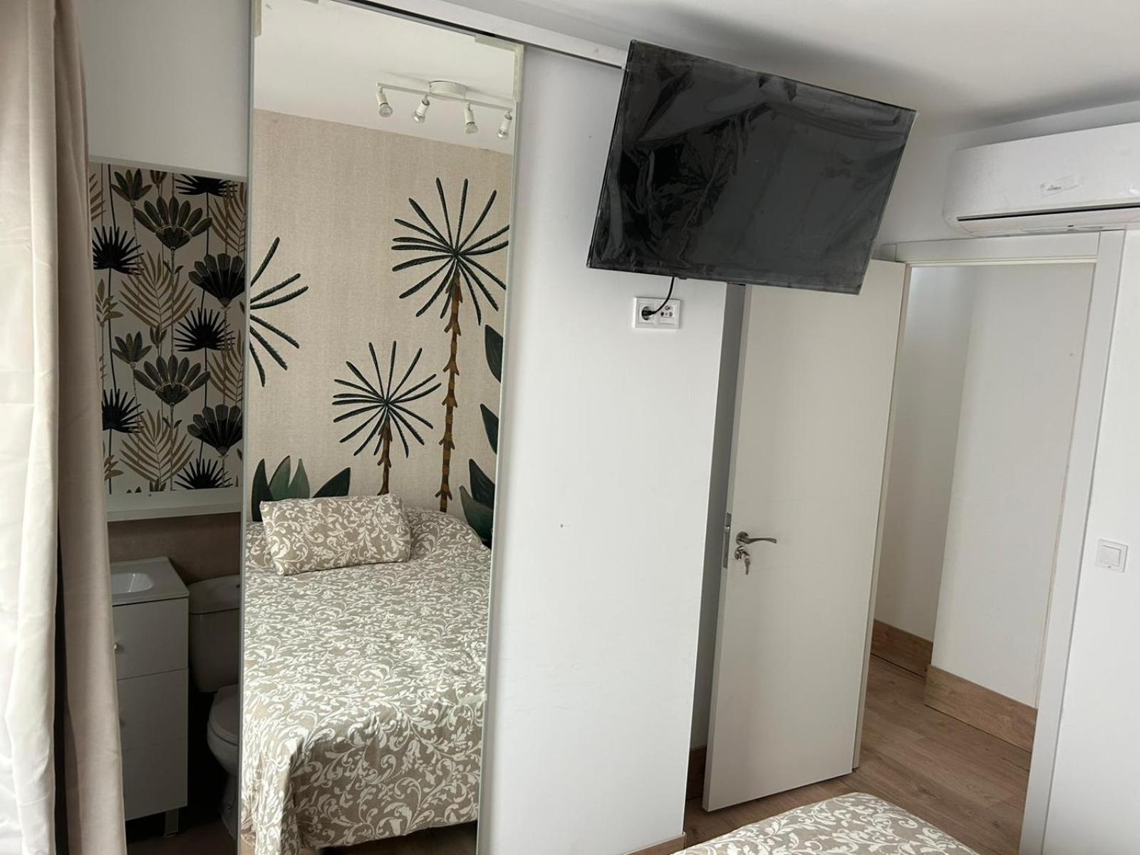 מאלגה La Maison Del Mar Guest House מראה חיצוני תמונה